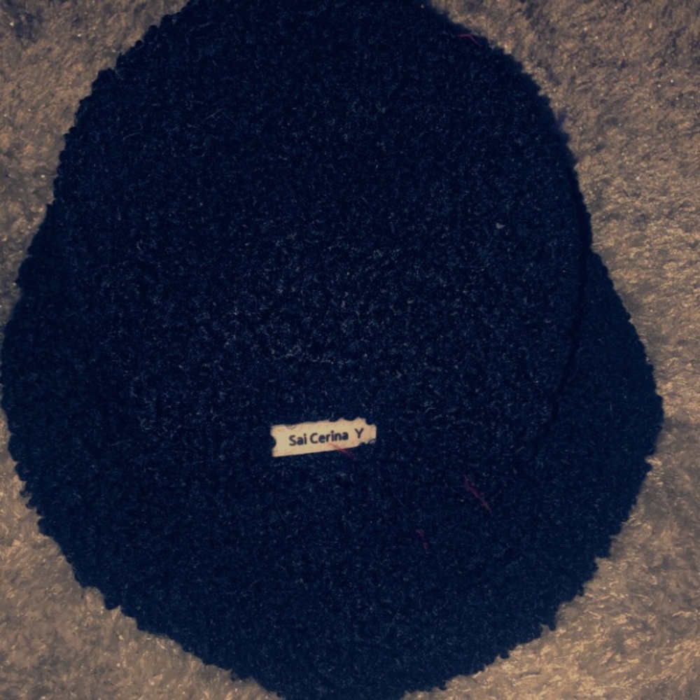 Bucket hat